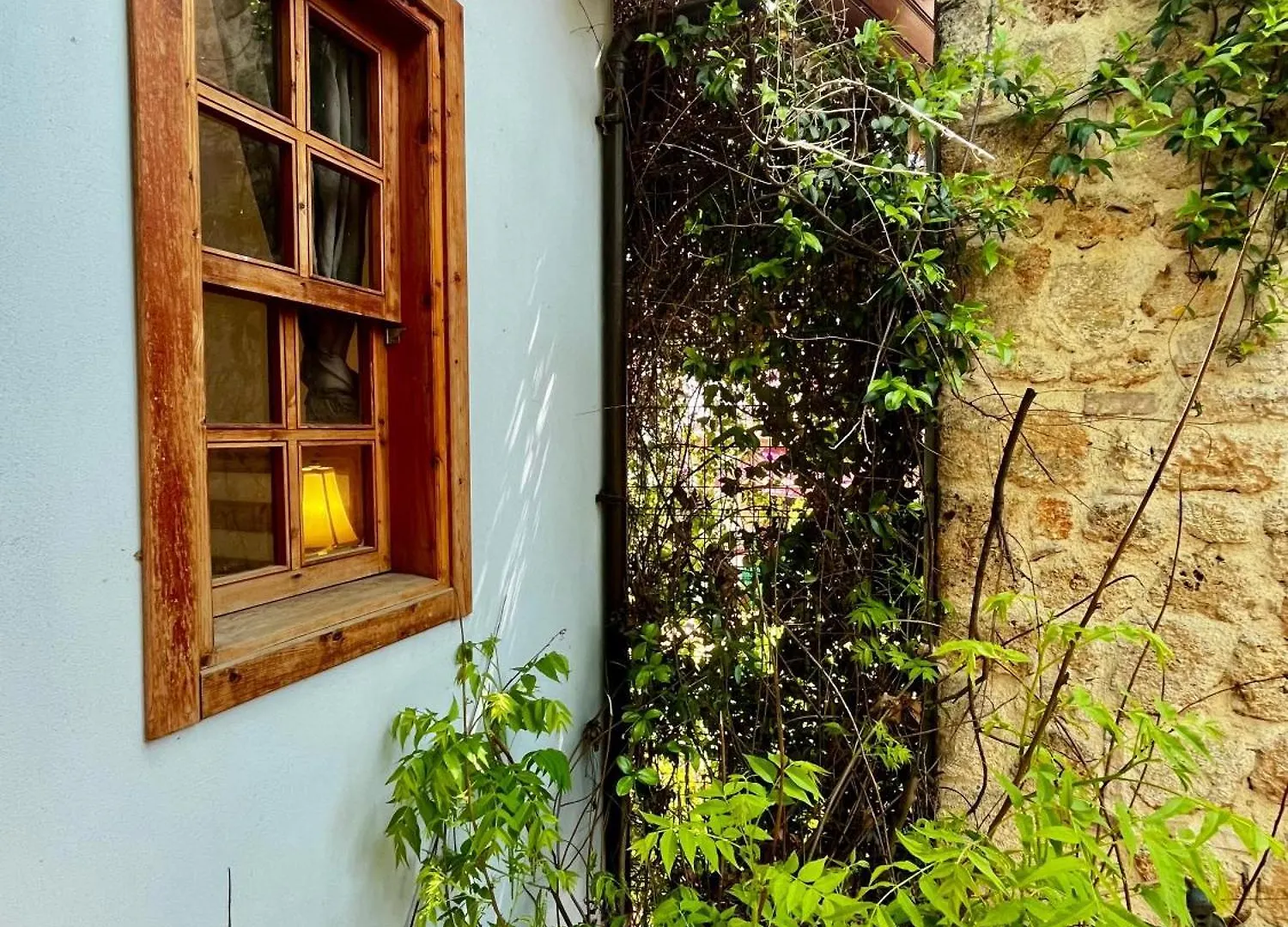Kuyu Beergarden Hostel Antalya Turkey
