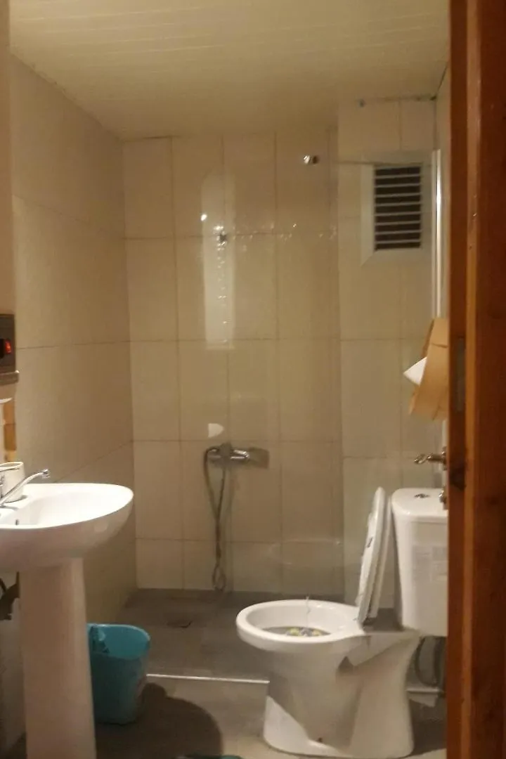 Kuyu Beergarden Hostel Antalya